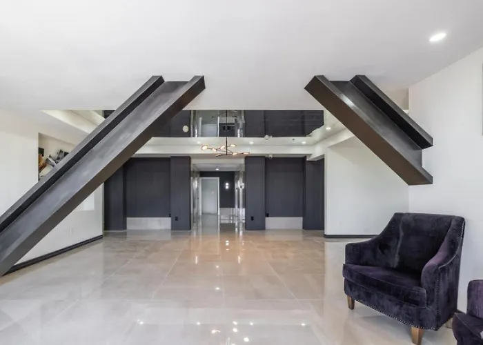 Quiet Modern Two Bedroom With Gym Apartahotel Tulsa