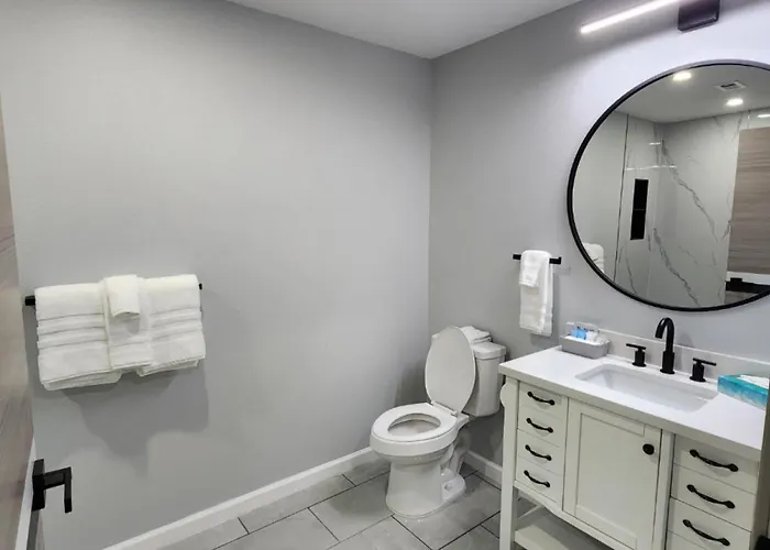 Apartahotel Quiet Modern Two Bedroom With Gym Tulsa