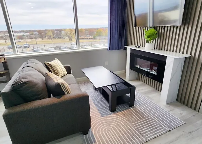 Quiet Modern Two Bedroom With Gym Apartahotel Tulsa